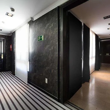 Hotel Clarin 3*